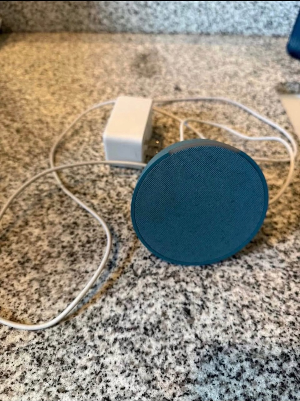Amazon Echo - Teal Wireless Speaker with Charger